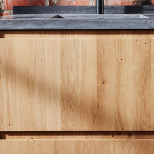 samenwerking eikmeester kokbeton houten keuken